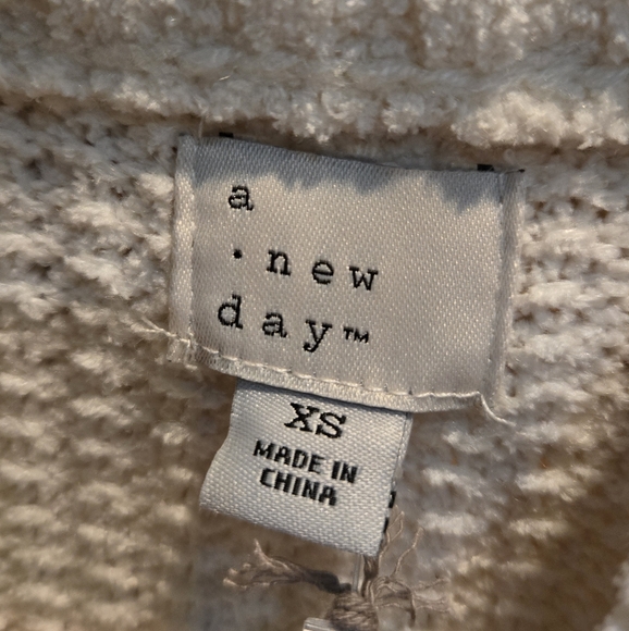 A New Day, Women's size XS, Sweater, Brand New With Tags, Cream Color - Picture 2 of 8